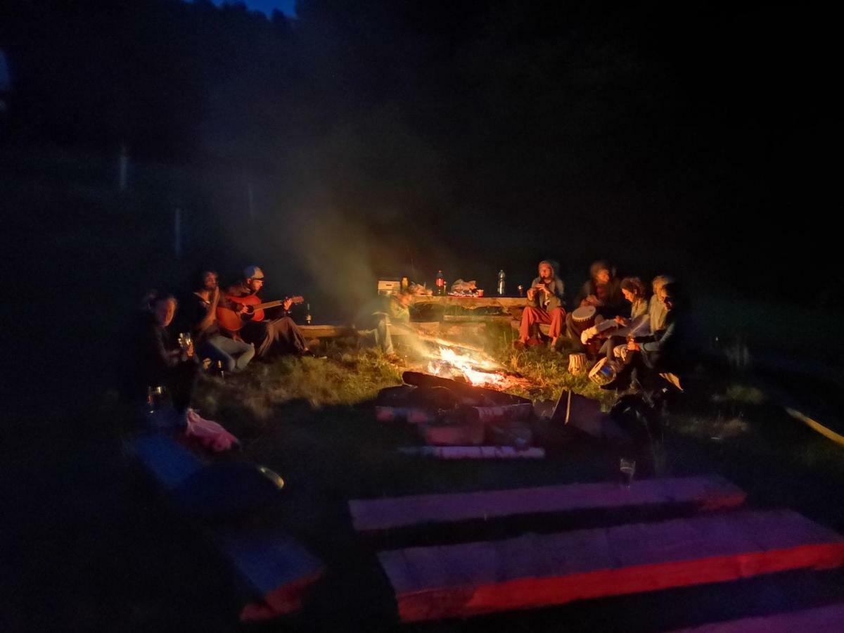 Camping v Ráji - Palda Rovensko pod Troskami Esterno foto