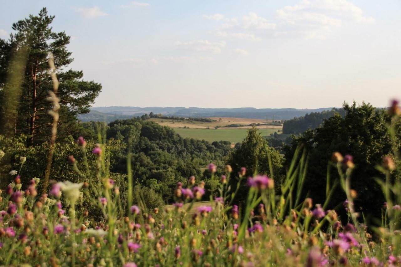Camping v Ráji - Palda Rovensko pod Troskami Esterno foto